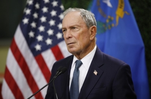 Michael Bloomberg, vài nét về người muốn lật đổ Donald Trump