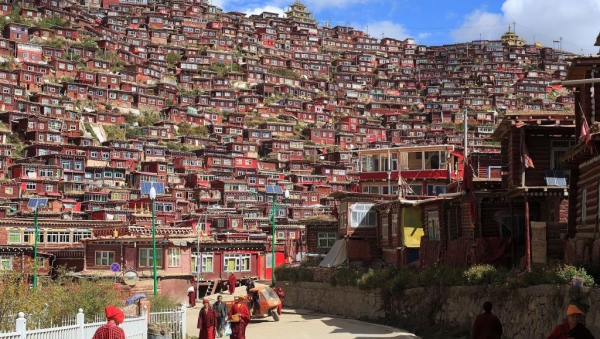 Điểm tin báo chí Pháp - Trung Quốc cưỡng chế tu viện Tây Tạng