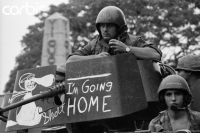 'The Vietnam War’ và khi Đồng Minh tháo chạy
