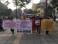Dân oan Bắc Trung Nam biểu tình tại Hà Nội