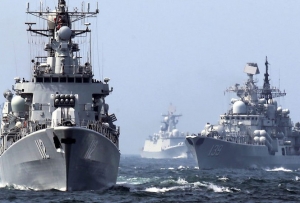 Hải quân Trung Quốc và Hoa Kỳ biểu dương lực lượng trên biển