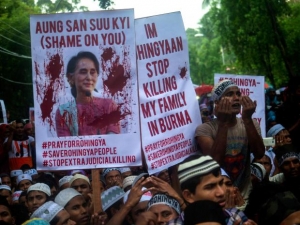 Thảm kịch người Rohingya : Quốc tế chỉ trích Suu Kyi