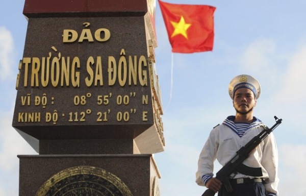 Trung Quốc hãy mang 4 tốt 16 vàng ra khỏi lãnh thổ Việt Nam !