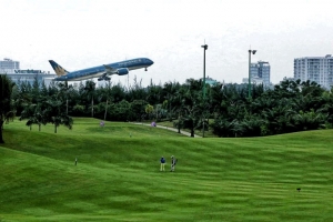 Sân golf Tân Sơn Nhất muôn năm !