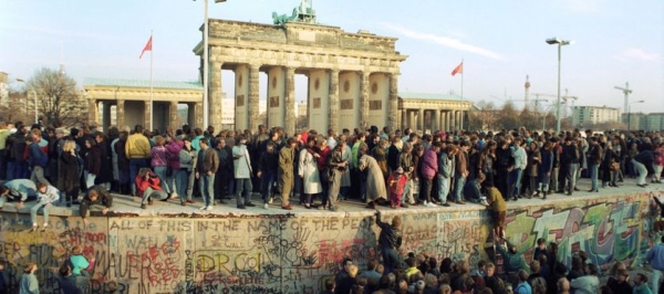 Điểm báo Pháp - 30 năm sau khi bức tường Berlin sụp đổ