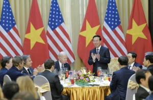 Tản mạn quanh chuyến viếng thăm Việt Nam của Tổng thống Mỹ