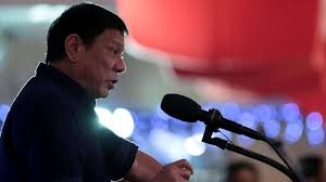 Biển Đông : Tổng thống Duterte giả điếc để ăn xôi