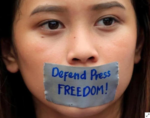 Tự do báo chí : Việt Nam &quot;cá biệt trong nhóm cá biệt&quot;