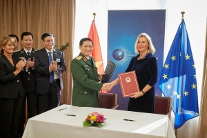 Việt Nam tính gì khi ký Thỏa thuận quốc phòng với EU ?