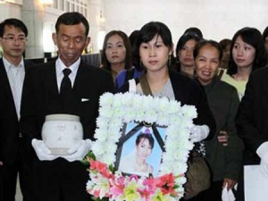 Lấy chồng Hàn Quốc, cô dâu Việt vỡ mộng khi đời không như là phim