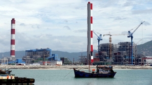 Nhiệt điện Vân Phong, bồi thường Formosa, tăng giá xăng
