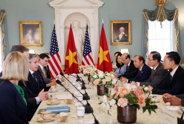 Quan hệ Việt – Mỹ có thực ‘một lòng tin chiến lược’ ?