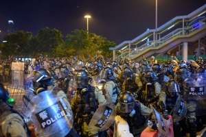 Điểm báo Pháp - Hồng Kông : Đàn áp hay không đàn áp