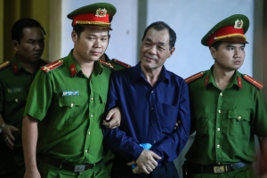 Tài phiệt Việt Nam có làm ‘kinh tài’ cho quan chức chóp bu ?