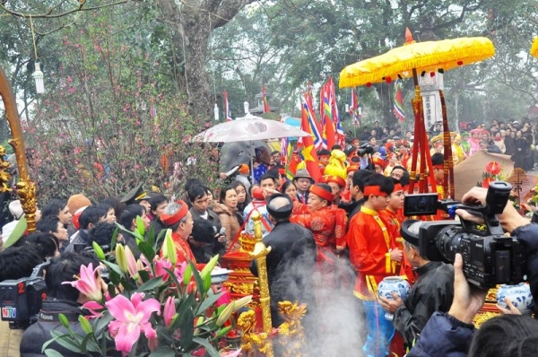 Vì sao lễ hội của người Việt chủ yếu rơi vào hai mùa Xuân – Thu ?