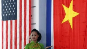 Việt Nam trong vòng xoáy 100 ngày đầu của Donald Trump