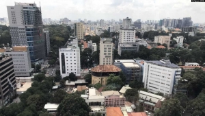 Thành phố Hồ Chí Minh : Chủ thiếu, chốt thừa