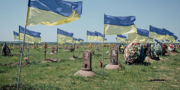 Điểm báo Pháp - Ukraine : Một thế hệ chìm trong khói lửa
