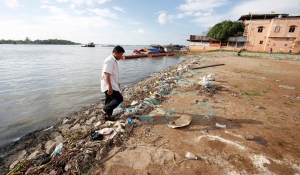Làm sao để Việt Nam tránh trở thành bãi rác công nghiệp... ?