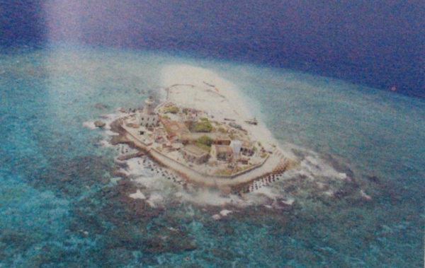 ASEAN và Trung Quốc bàn về COC, tàu Trung Quốc vây đảo Thị Tứ