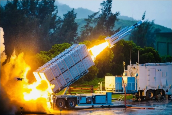 Đài Loan chống phản gian, Trung Quốc thay chỉ huy tên lửa