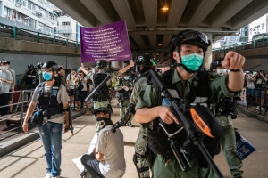 Điểm báo Pháp - Hồng Kông : Vụ tấn công vào một xã hội dân chủ