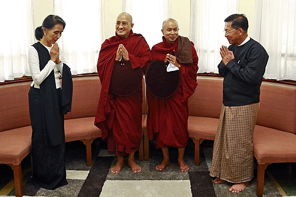 Điểm tin báo chí Pháp - Mảng tối của Aung San Suu Kyi