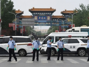 Thành phố Bắc Kinh lại cách ly, cấm visa công dân Mỹ