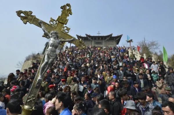 Chính sách ngoại giao &quot;không ngoại giao&quot; của Vatican