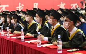 Trung Quốc : Thất nghiệp cao, &quot;ma sống&quot; nhiều ở đại học