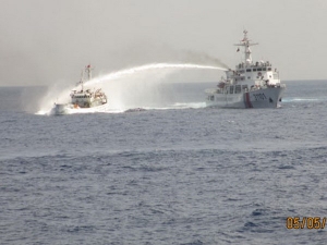Chính sách Biển Đông của Trung Quốc : Việt Nam khó thoát ?