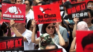 Trung Quốc bảo hộ Huawei, dân Hongkong biểu tình chống dẫn độ