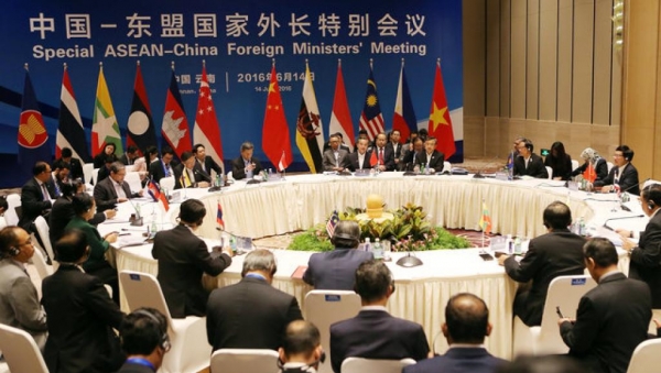 Trung Quốc cố chiêu dụ các nước ASEAN