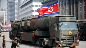 Thế giới phải &quot;sống chung&quot; với tên lửa Bắc Triều Tiên ?