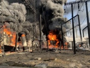 Cuộc chiến Ukraine : Nga bắn phá có hệ thống các nhà máy điện