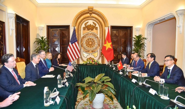 Thấy gì trong chuyến thăm Việt Nam của Ngoại trưởng Mỹ