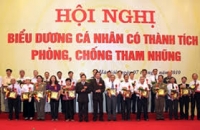 Chế độ cộng sản ở Việt Nam tồn tại là nhờ ở tham nhũng