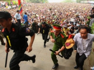 Không có biểu tình ở Sài Gòn, sòng bạc hàng tỷ USD