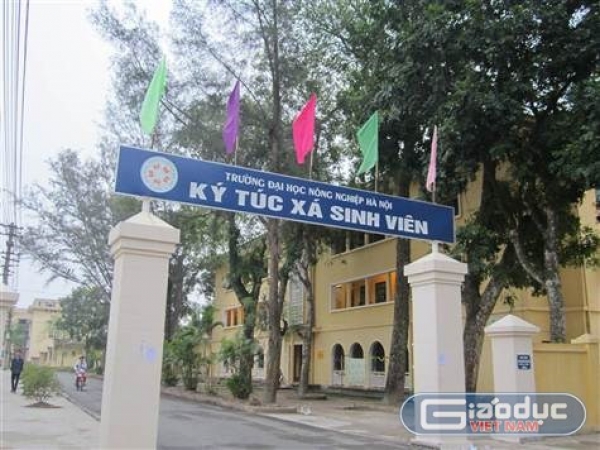 Vòng quanh ký túc xá sinh viên Hà Nội