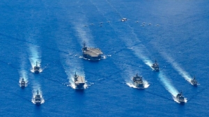 Trung-Mỹ quyết tâm so cựa trên Biển Đông bằng quân sự