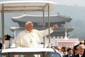 Điểm báo Pháp – Chuẩn bị chuyến thăm Việt Nam của giáo hoàng Francis