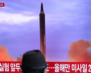 Bắc Triều Tiên bắn thêm tên lửa nhưng chẳng làm Mỹ-Nhật-Hàn e ngại