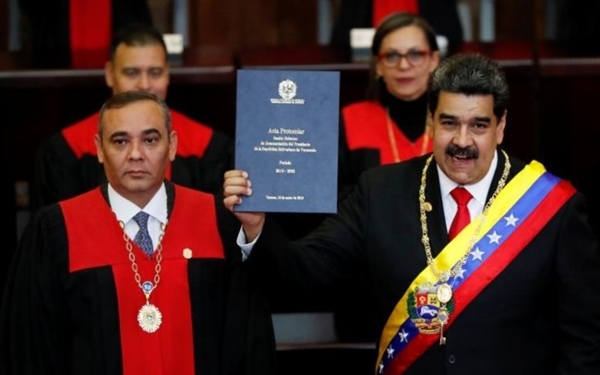 Tình hình Venezuela : Tổng thống Maduro ngày càng cô lập