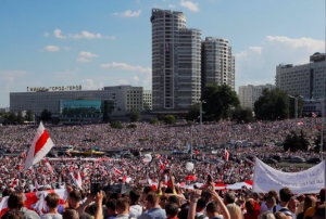 Điểm báo Pháp - Belarus : Người dân hết sợ bạo lực