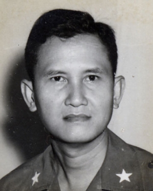 Tướng Nguyễn Hữu Hạnh đang sống trong nghĩa trang