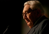 Kissinger, cái quan định luận