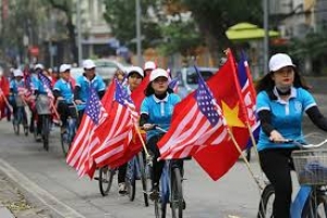 Mỹ ưa ái Việt Nam về thương mại và quốc phòng ?