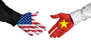 Vì sao Mỹ nên &quot;nhẹ nhàng&quot; với Việt Nam ?