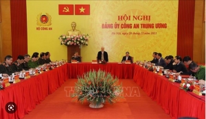 Nội bộ Đảng cộng sản Việt Nam : Trâu bò đấu nhau để rồi cùng chết ?