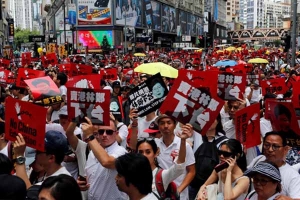 Biểu tình chống Trung Quốc : Giới trí thức Hong Kong nghĩ gì ?